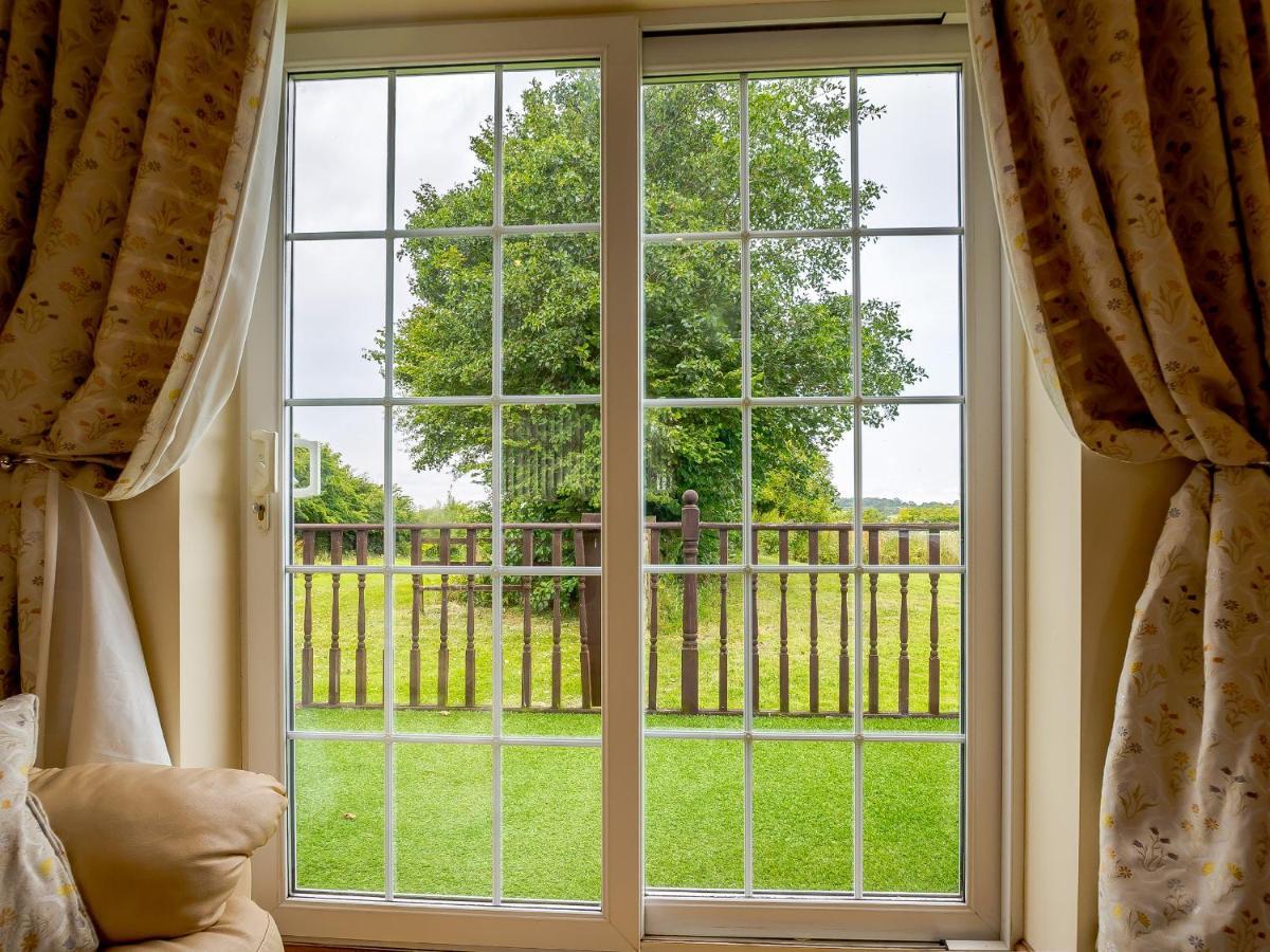 2 Black Horse Cottages Pentraeth Экстерьер фото