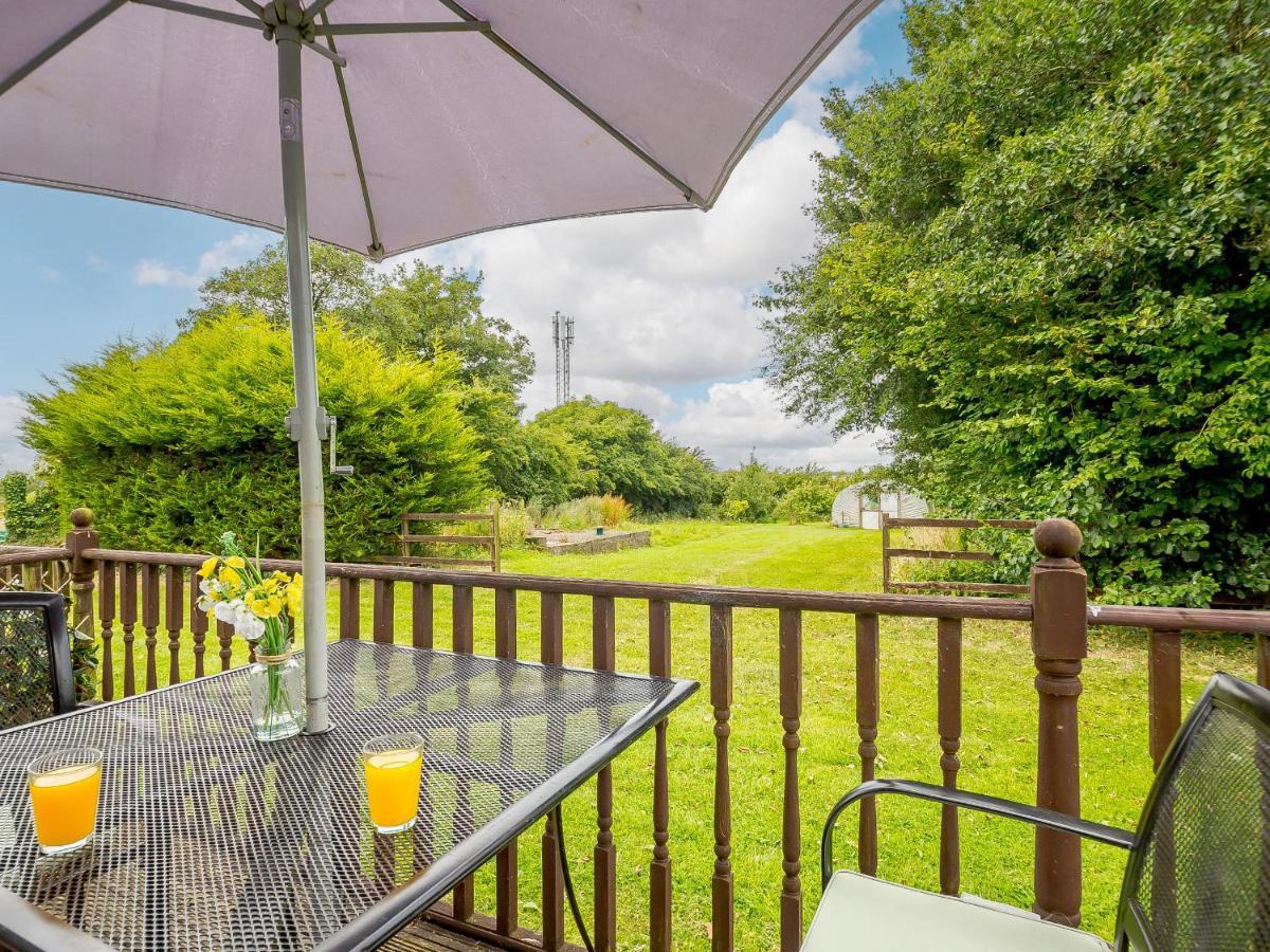 2 Black Horse Cottages Pentraeth Экстерьер фото