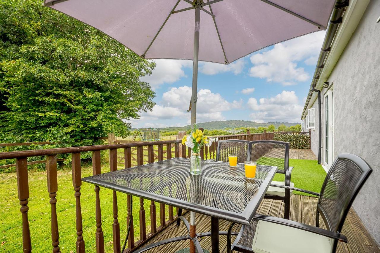2 Black Horse Cottages Pentraeth Экстерьер фото